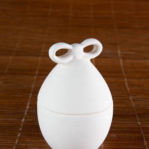 Ovo Em Pé Com Laço